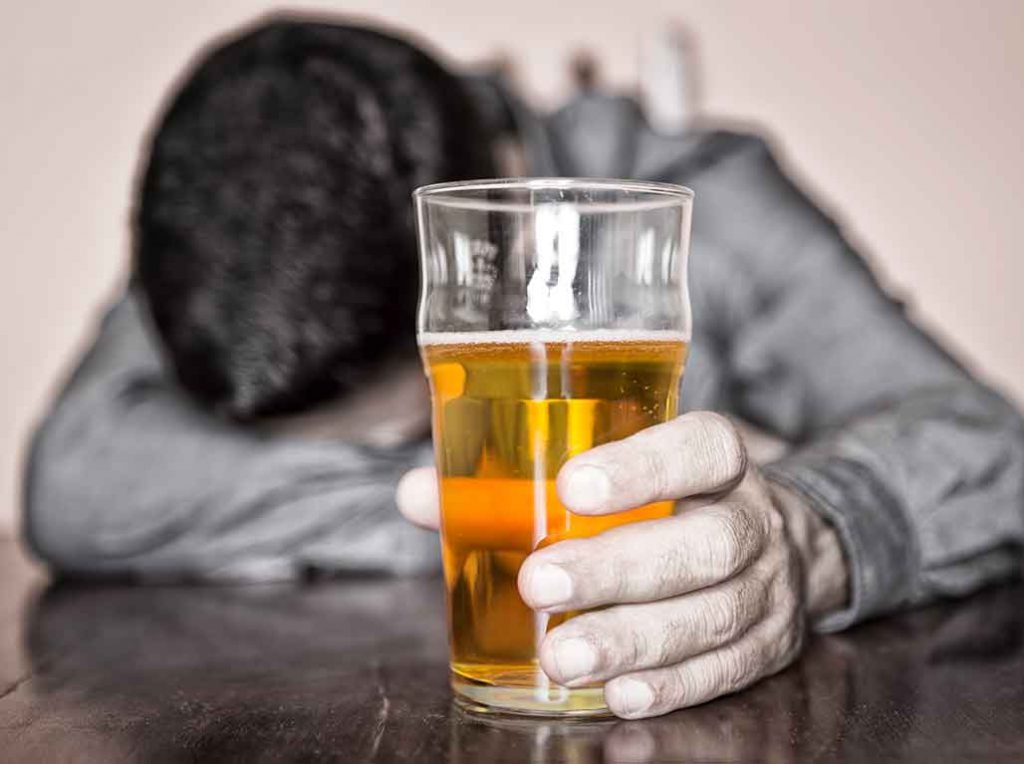 Álcool causa quase um terço das mortes por câncer de fígado, diz estudo!
