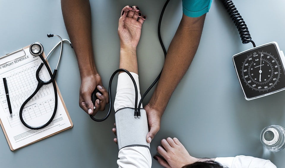 A importância de fazer um check-up médico antes de iniciar os exercícios físicos