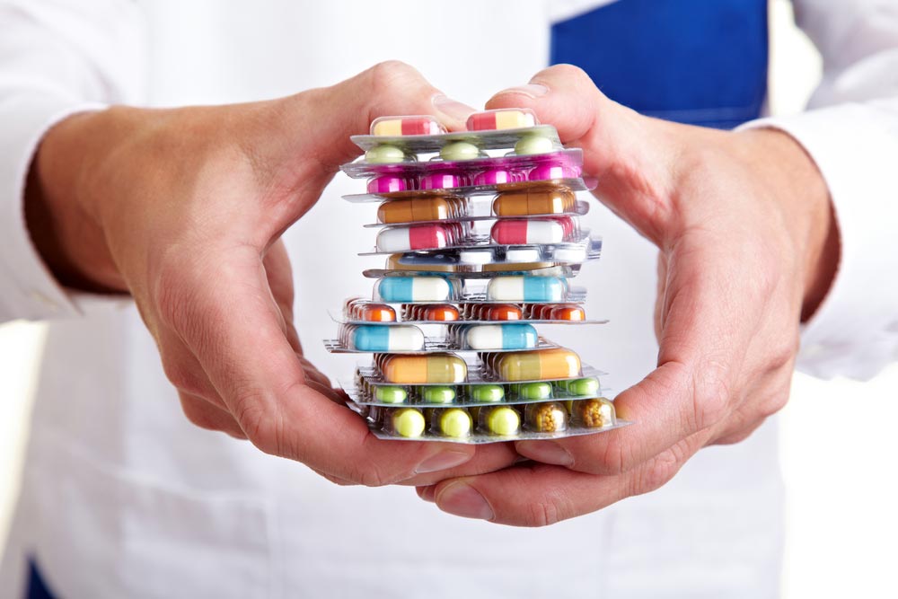 Drogas falsas matam mais de 250 mil crianças por ano, alertam médicos