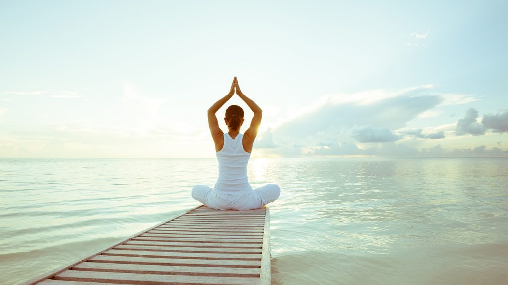Yoga pode ajudar a preservar regiões do cérebro, diz estudo!