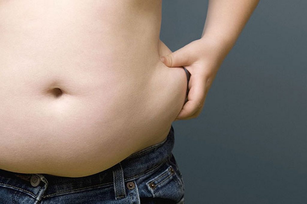 Atenção: Gordura no fígado é perigosa e pode causar até cirrose, mesmo em quem não bebe!