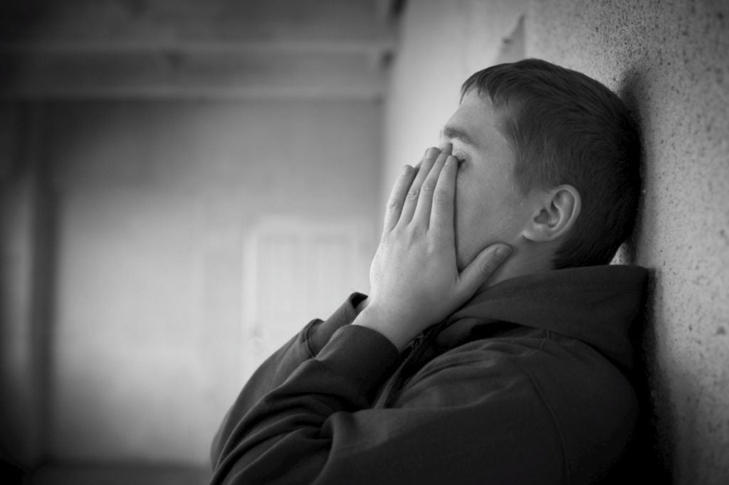 Depressão crônica pode causar até inflamações no cérebro, diz estudo!