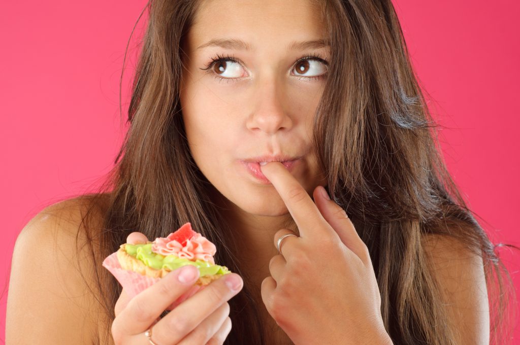 Muito desejo por doce? Nutricionistas explicam como acabar com ele!