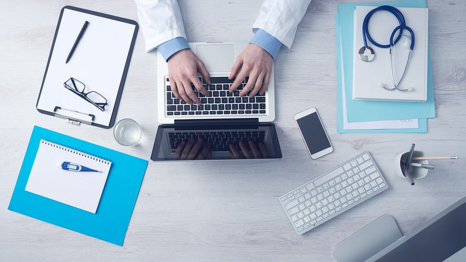 Saiba como a telemedicina pode auxiliar em exames do coração