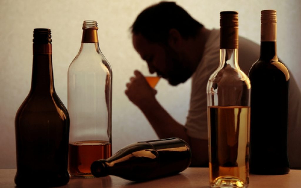 Em estudo, ecstasy é apontado como eficaz contra o alcoolismo