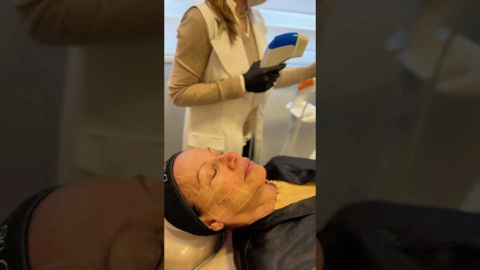 Vídeo: Ultraformer MPT: Solução Eficaz para Flacidez e Contorno Facial