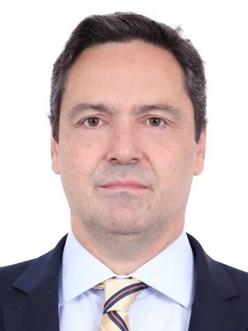 Foto oficial de Luiz Philippe de Orleans e Bragança