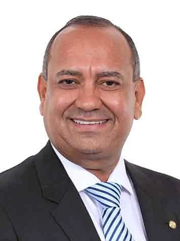 Official photo of Max Lemos