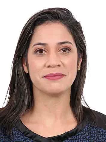 Official photo of Iza Arruda