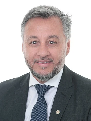 Foto oficial de João Cury
