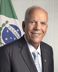 Foto oficial de Oriovisto Guimarães